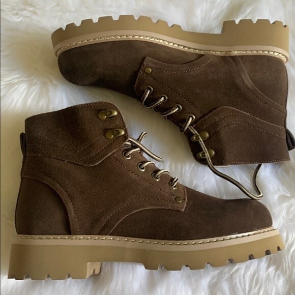 Propet boots - Picture 6 of 8